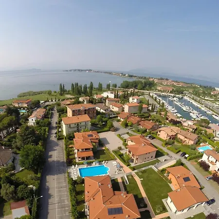 Apartmanhotel Bellasirmione